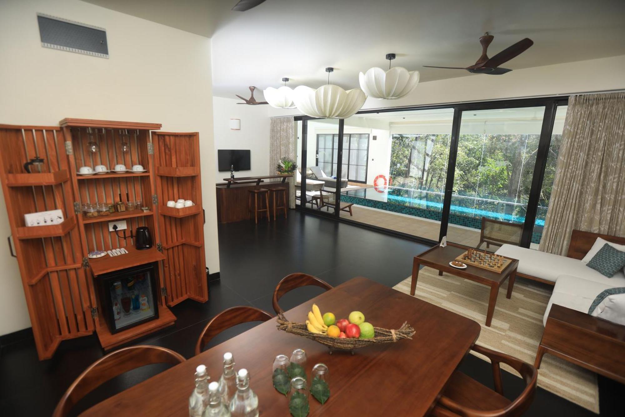 The Ibnii - Eco Luxury Resort Madikeri Bagian luar foto