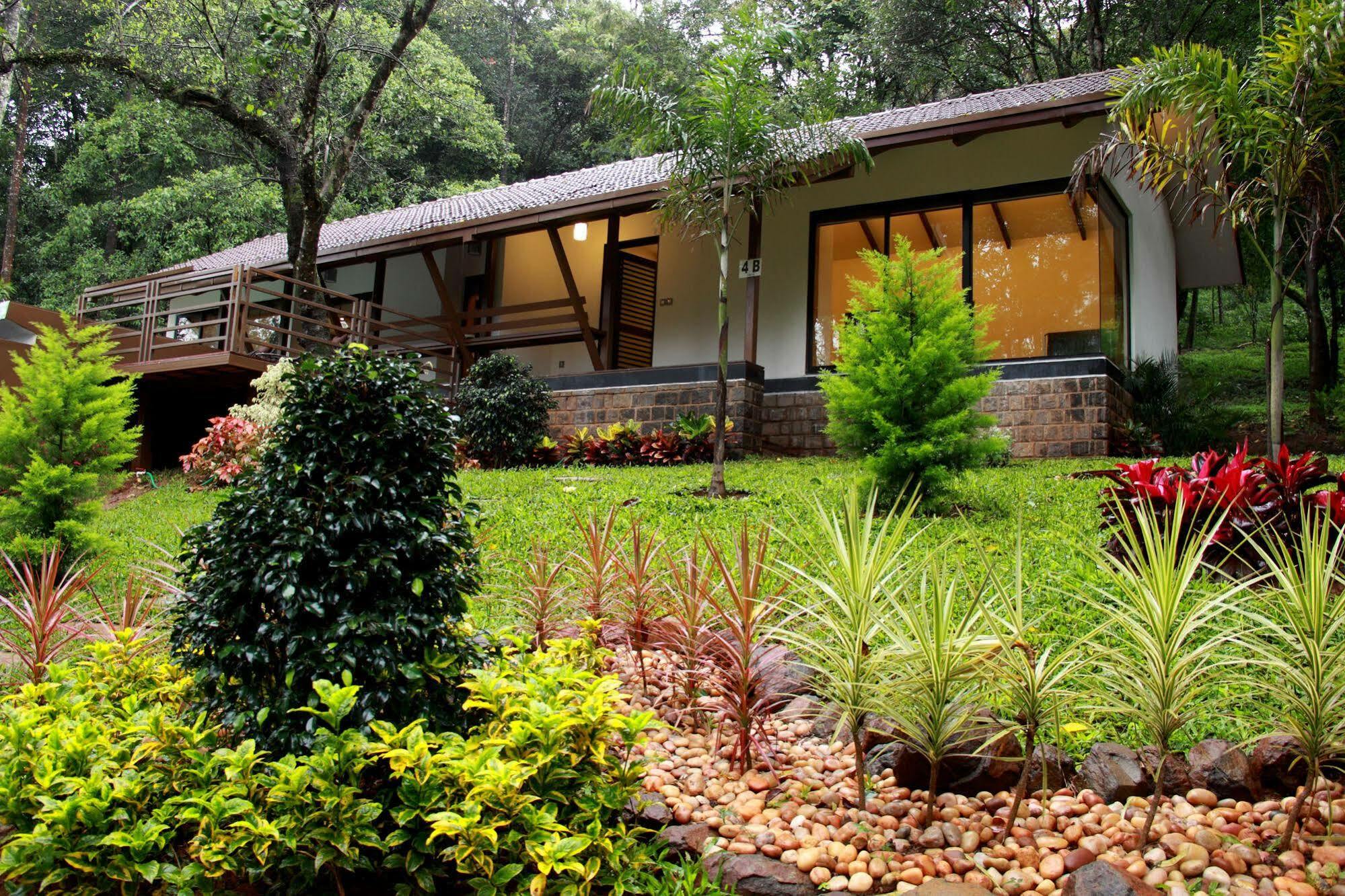 The Ibnii - Eco Luxury Resort Madikeri Bagian luar foto