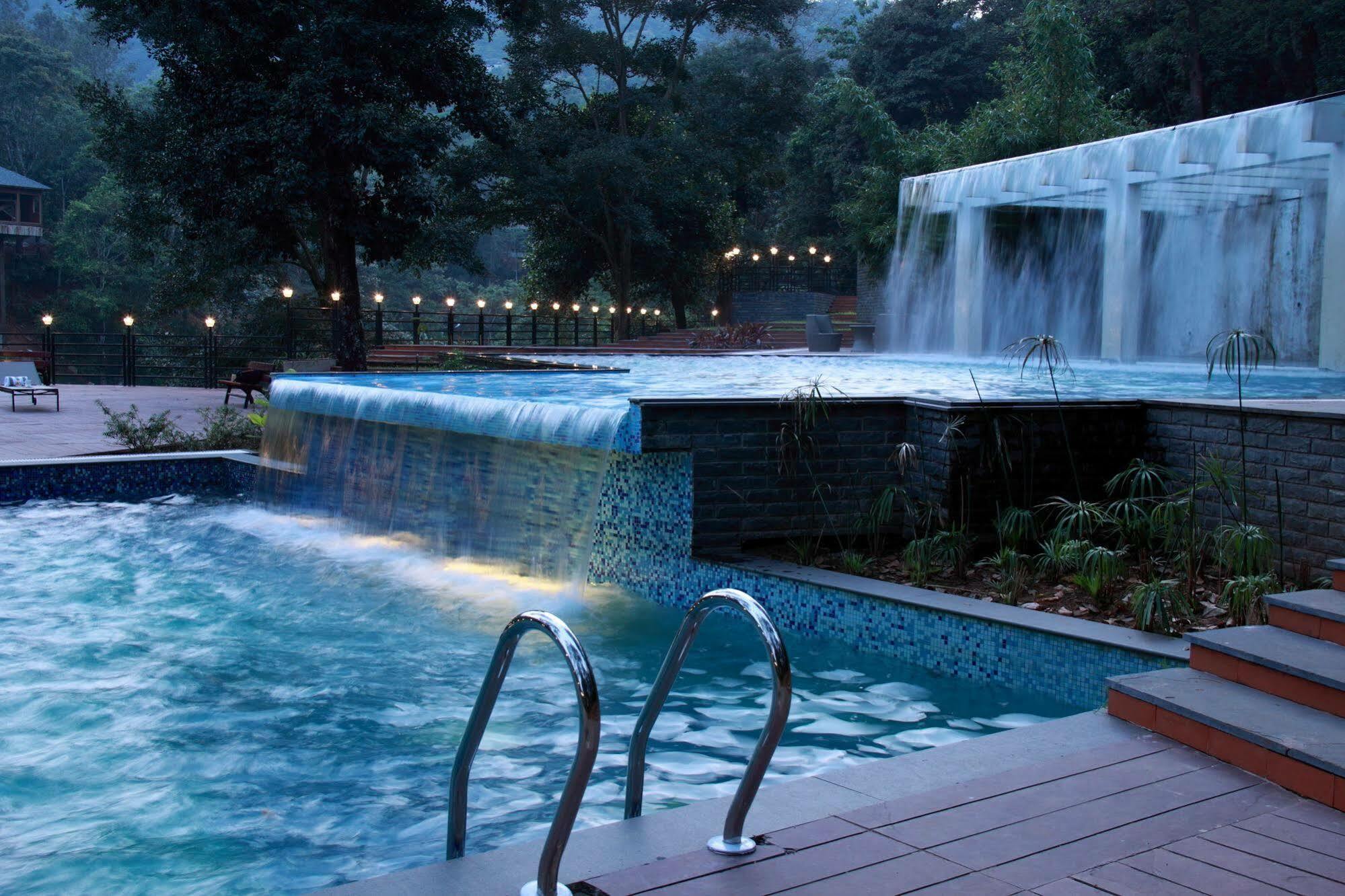 The Ibnii - Eco Luxury Resort Madikeri Bagian luar foto