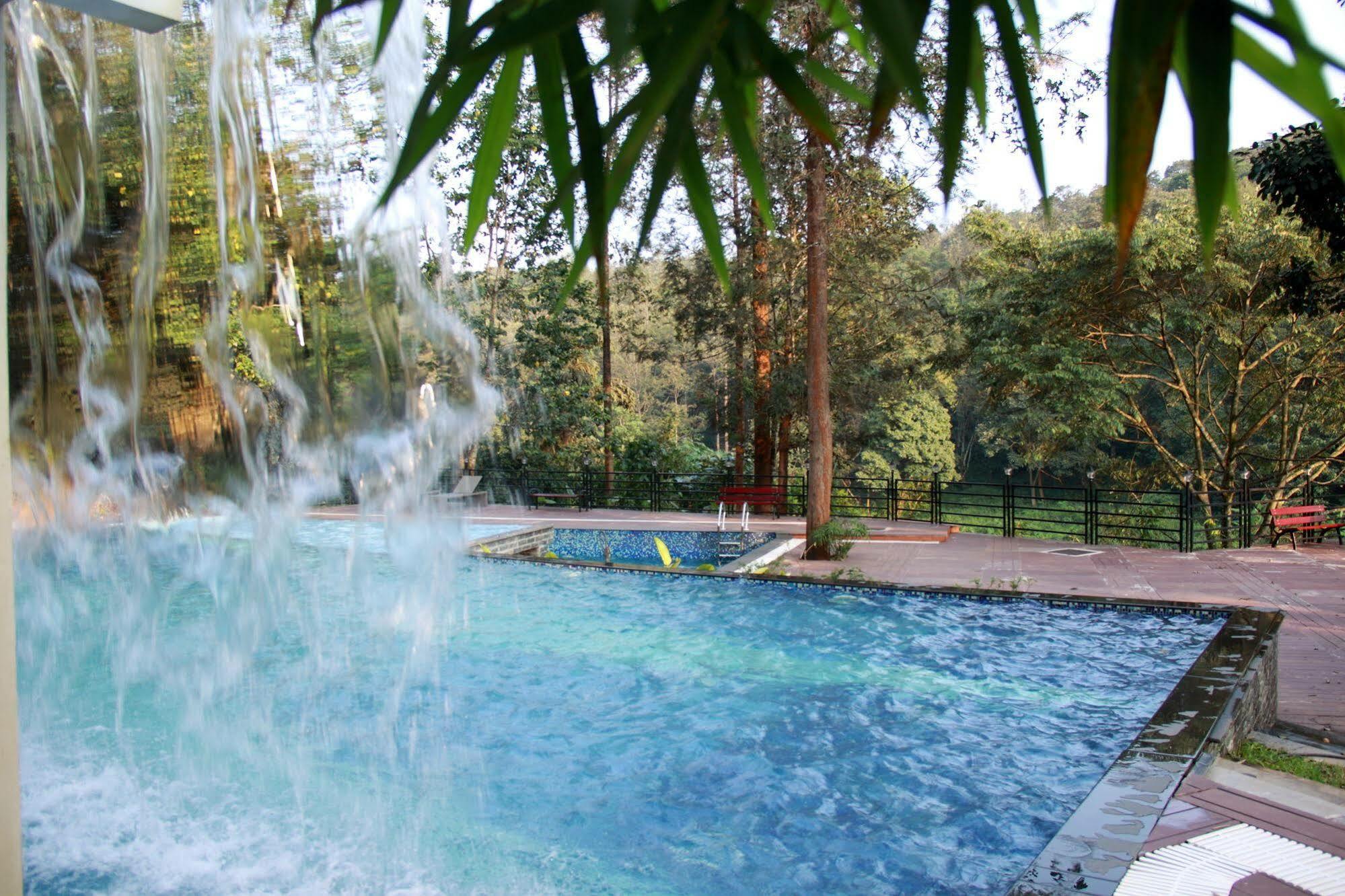 The Ibnii - Eco Luxury Resort Madikeri Bagian luar foto
